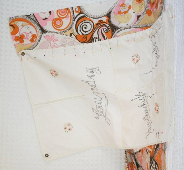 LaundryRoom-Curtain-Pinned